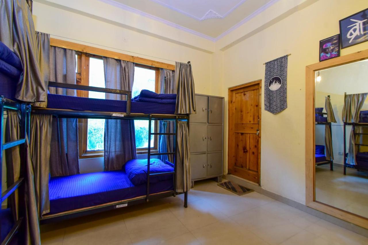 Perkup Hostel Kasol Eksteriør billede